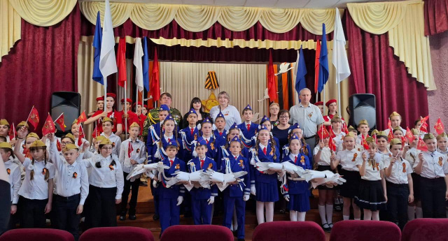 ВЕЛИКОЙ ПОБЕДЕ ПОСВЯЩАЕТСЯ!